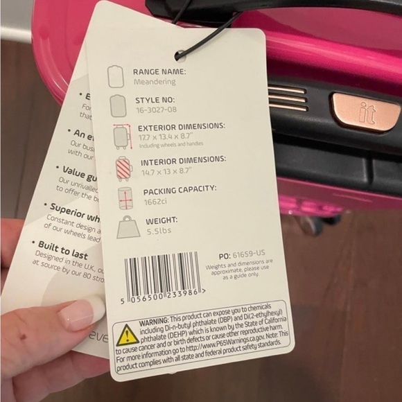 IT METALIK LUGGAGE PINK PARIS HARDSIDE LUGGAGE NEW
‼️LAST ONE IN INVENTORY ‼️ - Picture 3 of 11